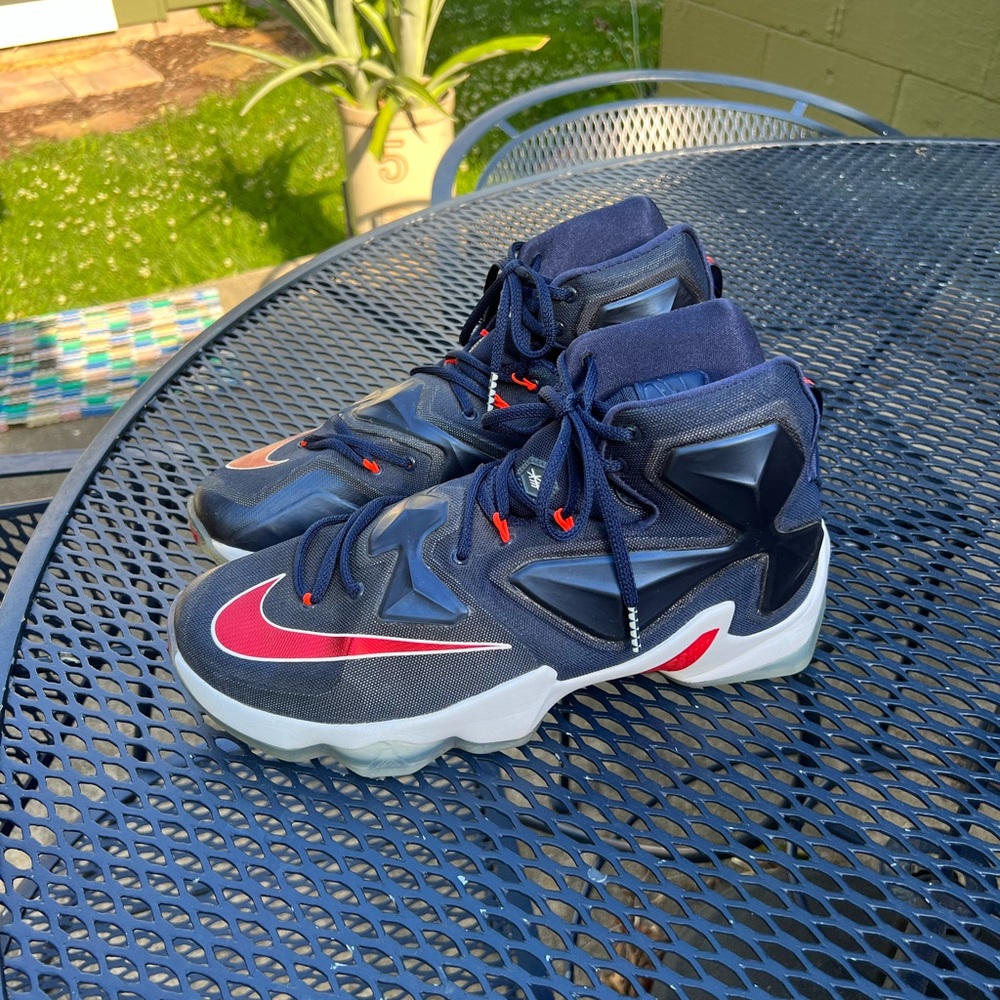 Nike Lebron 13 Midnight shoes ⚡️